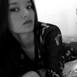 Meet your Posher, Chloe